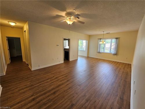 2314 Bermuda Village Dr, Advance, NC, 27006 | Card Image