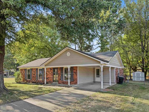 1019 Greencliff Rd, Collierville, TN, 38017-1445 | Card Image