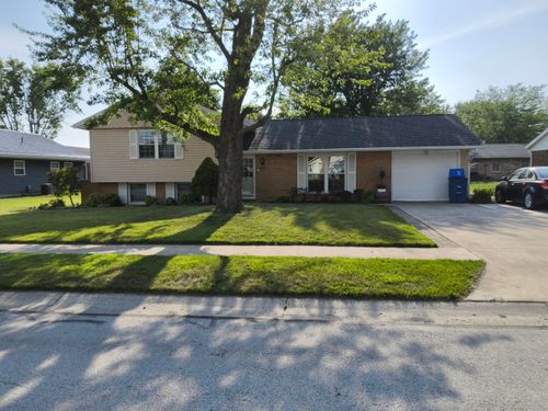 805 Holly St, Saint Marys, OH, 45885-1518 | Card Image