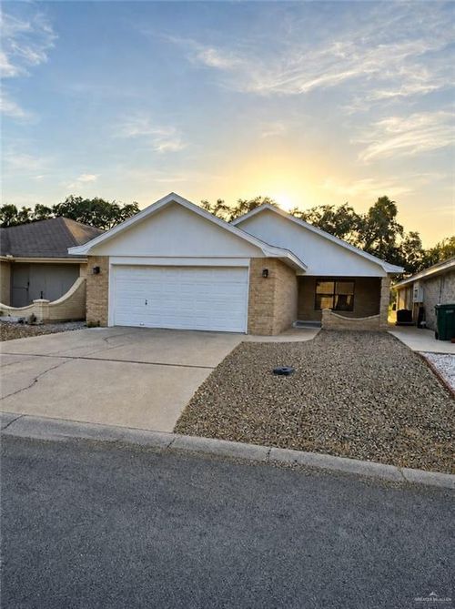 2706 Ashley Dr, Pharr, TX, 78577-6943 | Card Image