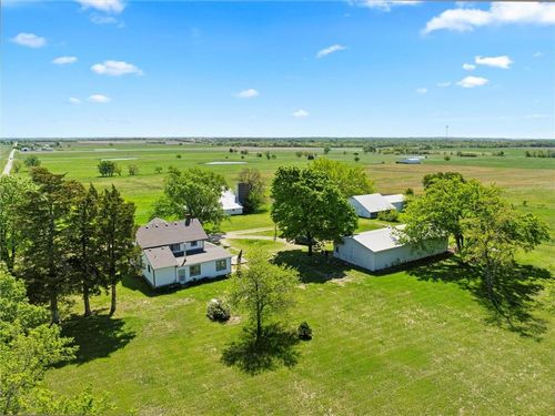 657 N 400 Rd, Overbrook, KS, 66524-8815 | Card Image