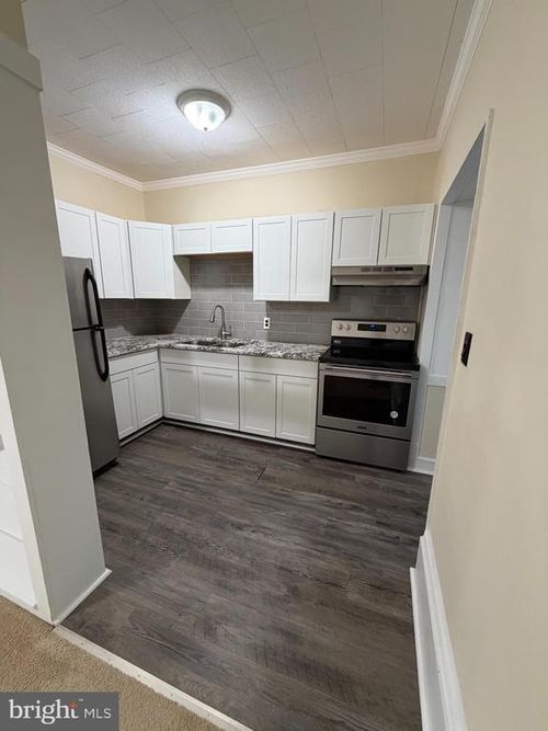 ste-2-36 S Cameron St, WINCHESTER, VA, 22601-5199 | Card Image