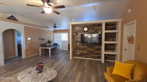 9054 W Tinajas Dr, Arizona City, AZ, 85123-7013 | Card Image