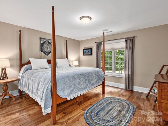664 Wickhams Fancy Dr, House other with 6 bedrooms, 7 bathrooms and null parking in Biltmore Lake NC | Image 21