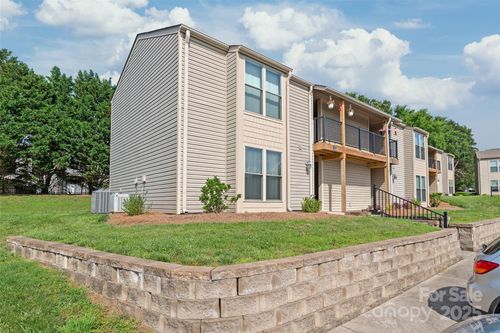 11069 Running Ridge Road, Charlotte, NC, 28226 | Card Image