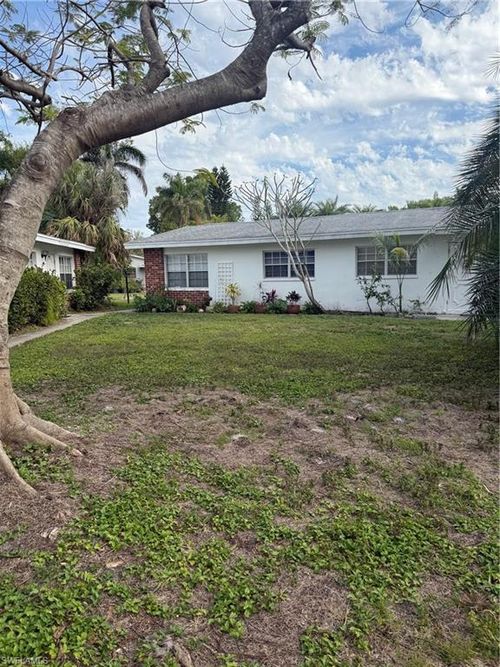 1-823 Courtington Ln, FORT MYERS, FL, 33919-3263 | Card Image