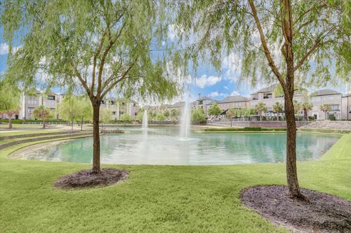 6136 Cottage Grove Lake Dr, Houston, TX, 77007-2971 | Card Image