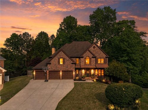 3744 Thunder Way Ne, Marietta, GA, 30066-1797 | Card Image