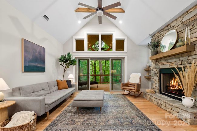 68 Huckleberry Ridge Ln, House other with 3 bedrooms, 3 bathrooms and null parking in Zirconia NC | Image 12