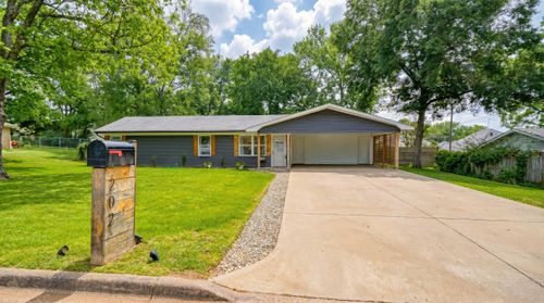 202 Church St, White Oak, TX, 75693-1506 | Card Image