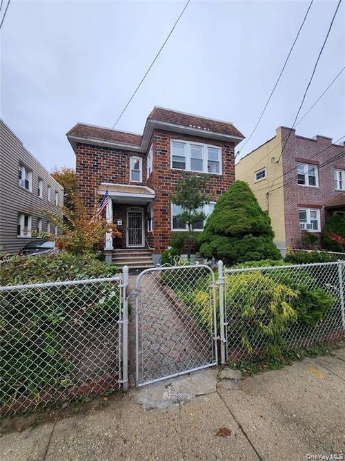 17 Tilrose Ave, Oceanside, NY, 11572-1222 | Card Image