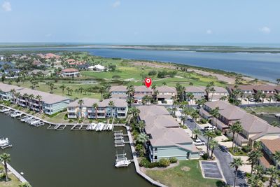 7 Harbor Town, Townhouse with 3 bedrooms, 2 bathrooms and 2 parking in Laguna Vista TX | Image 2