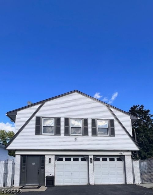 2-15 Arcadia Pl, Vauxhall, NJ, 07088-1001 | Card Image