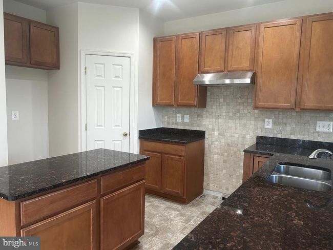 3351 Landmark Ct, Townhouse with 3 bedrooms, 4 bathrooms and null parking in CHAMBERSBURG PA | Image 5