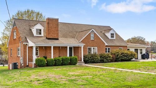 3570 Annie Ln, Walkertown, NC, 27051-9698 | Card Image