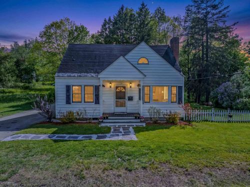 25 Portland St, Lancaster, NH, 03584-3347 | Card Image