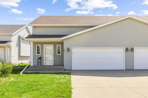 605 13 1/2 Ave E, West Fargo, ND, 58078-3388 | Card Image