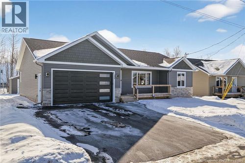 299 Rue Chatellerault, Shediac, NB, E4P0L3 | Card Image