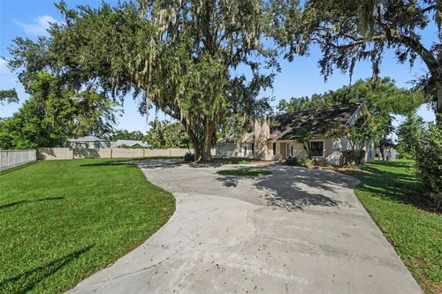 126 Goins Dr, Seffner, FL, 33584-3648 | Card Image