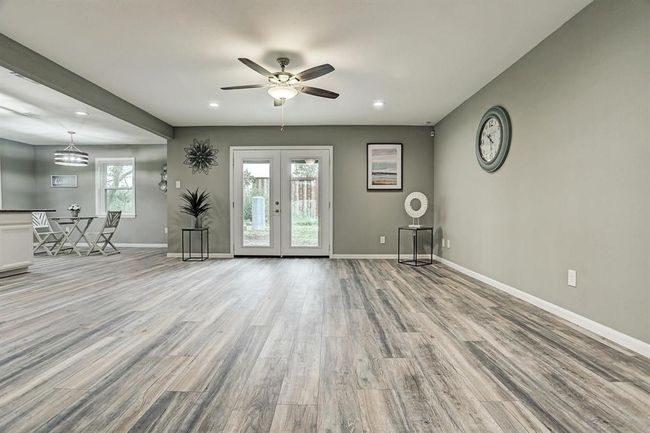 3889 County Road 155, House other with 3 bedrooms, 3 bathrooms and 2 parking in Alvin TX | Image 9