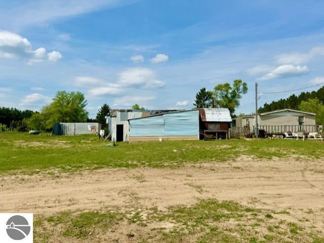 55th Ave, Remus, MI 49340