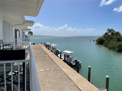 11-1215 97th Street Ocean, Marathon, FL, 33050-3348 | Card Image