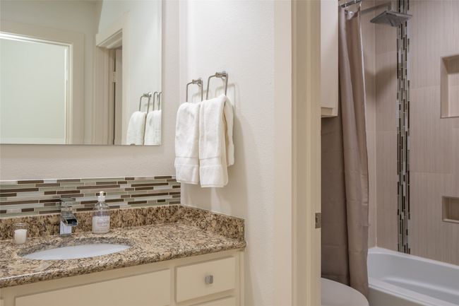 APT-111 - 4242 Travis St, Townhouse with 2 bedrooms, 3 bathrooms and null parking in Dallas TX | Image 20