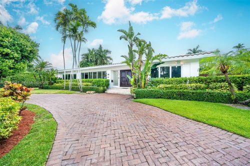 9835 W Broadview Dr, Bay Harbor Islands, FL, 33154-1127 | Card Image