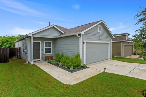 2416 Nightview Dr, Pflugerville, TX, 78660-6829 | Card Image