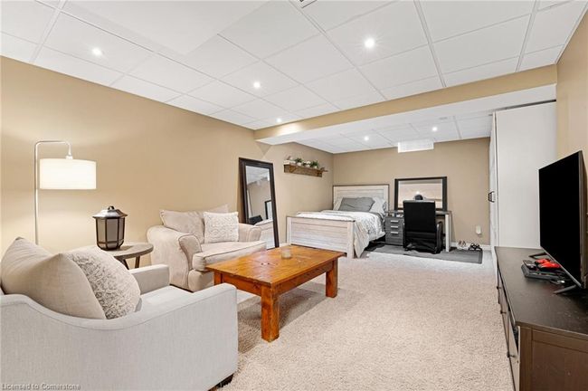 74 Colton Cir, Townhouse with 3 bedrooms, 4 bathrooms and 3 parking in Kitchener ON | Image 30