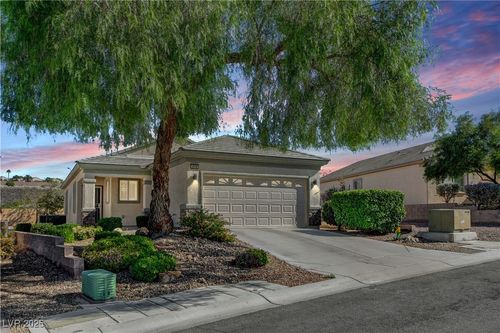 2576 Binary Stars St, Henderson, NV, 89044-4429 | Card Image