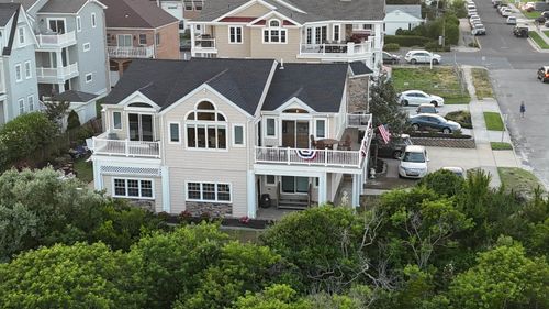 402 17th St S, Brigantine, NJ, 08203-2064 | Card Image