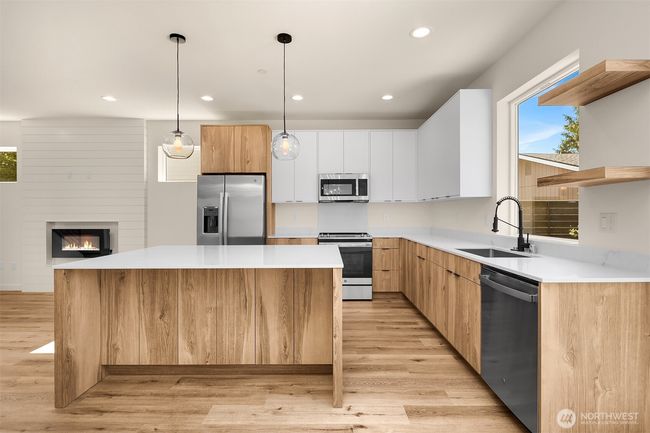 118 4 Th Ave S, Townhouse with 4 bedrooms, 3 bathrooms and 2 parking in Algona WA | Image 7