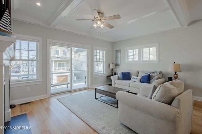 26 Beach St, House other with 3 bedrooms, 3 bathrooms and null parking in Sea Bright NJ | Image 7