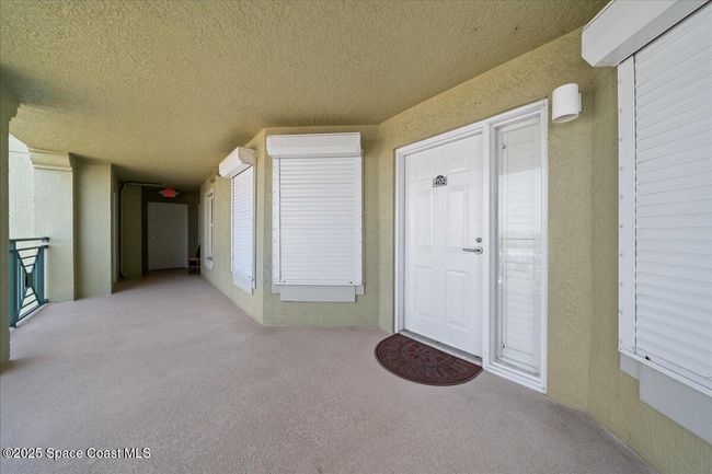 402 - 245 Highway A1a, Condo with 3 bedrooms, 3 bathrooms and null parking in Satellite Beach FL | Image 4