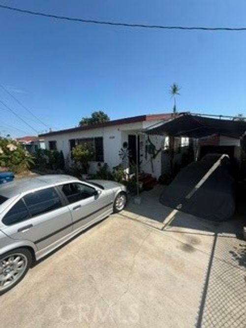 4408 Hartle Ave, Cudahy, CA, 90201-4221 | Card Image