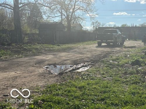 3124 Mars Hill St, Indianapolis, IN, 46221-2238 | Card Image