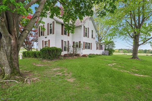 4416 Paradise Rd, Seville, OH, 44273-9354 | Card Image