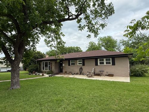 510 S Avenue O, Clifton, TX, 76634-1953 | Card Image