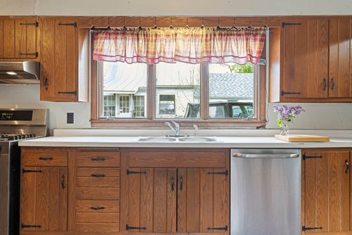 16 Pleasant Street, Phillips, ME, 04966 | Card Image