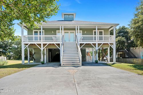 10503 Island Cir, Emerald Isle, NC, 28594-2122 | Card Image