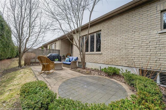5 - 19 Simmonds Dr, Townhouse with 2 bedrooms, 4 bathrooms and 4 parking in Guelph ON | Image 38