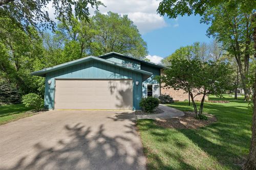 236 Maple St N, Lester Prairie, MN, 55354-7708 | Card Image