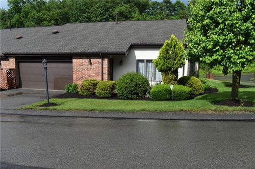 117 Queens Way, Canonsburg, PA, 15317-2292 | Card Image