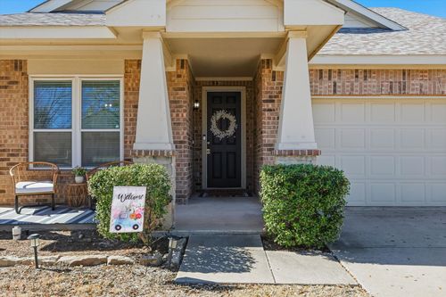 921 John Kennedy Dr, Saginaw, TX, 76179-0988 | Card Image