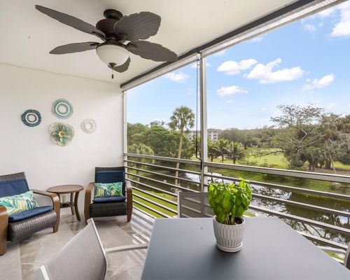 306-3510 Oaks Way, Pompano Beach, FL, 33069-5300 | Card Image