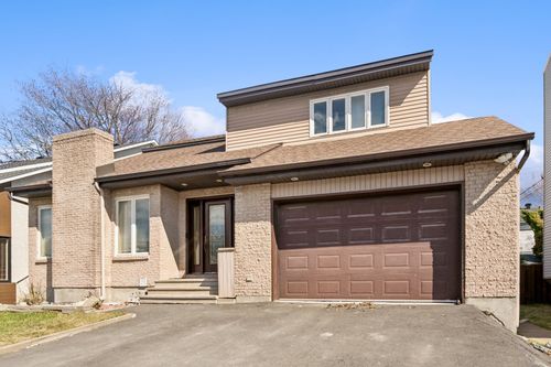 818 Boul De L'Assomption, Repentigny, QC, J6A7S3 | Card Image