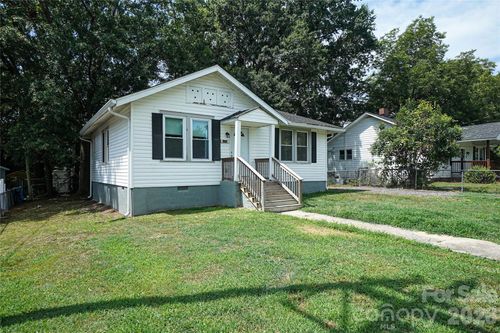 1113 W 5th Ave, Gastonia, NC, 28052-3912 | Card Image