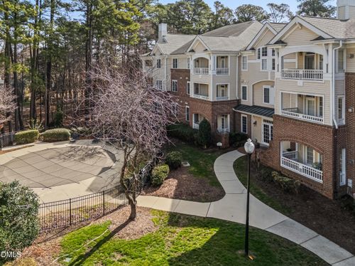 apt-101-100 Northbrook Dr, Raleigh, NC, 27609-7075 | Card Image