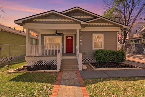 1703 Ovid St, Houston, TX, 77007-2922 | Card Image
